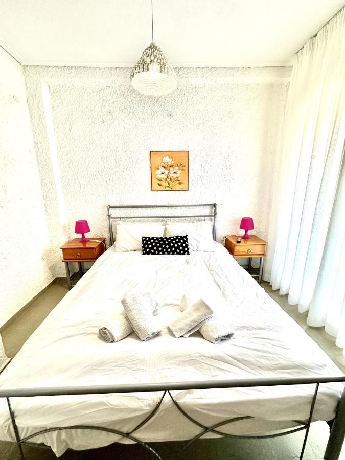 Katerina Apartments Néos Pírgos Rom bilde