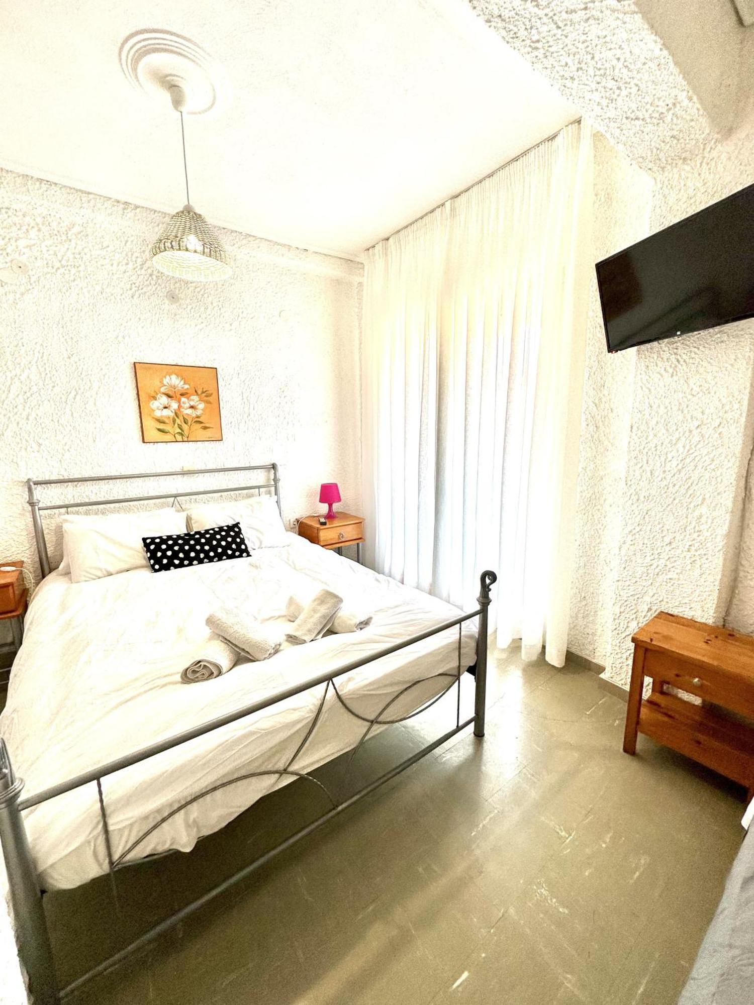 Katerina Apartments Néos Pírgos Rom bilde