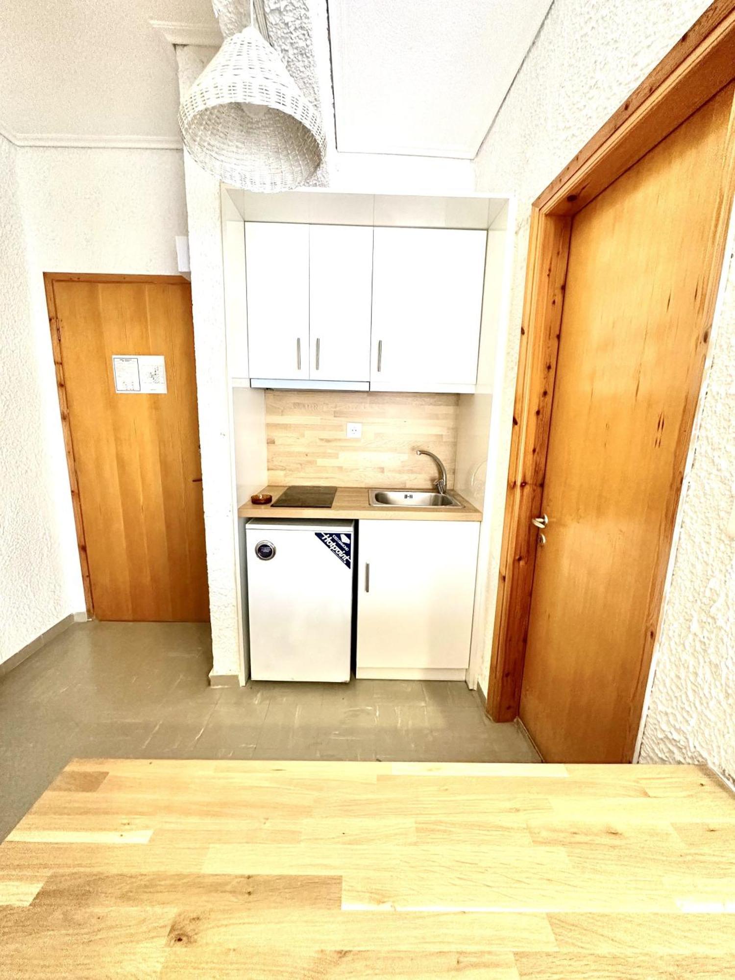 Katerina Apartments Néos Pírgos Rom bilde
